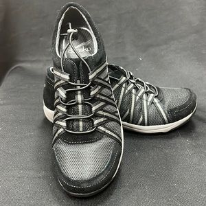 Dansko Black Sneakers Size 38 (7.5-8)